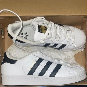 Adidas Superstar